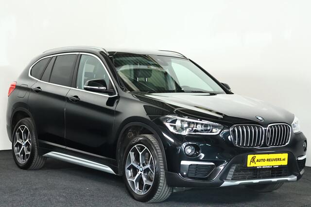 BMW X1 sDrive20i xLine HUD / Navi / Camera / Cruise / Half leder / LED