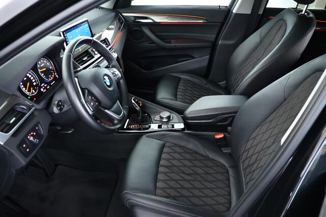 BMW X1 sDrive20i xLine HUD / Navi / Camera / Cruise / Half leder / LED