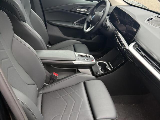 BMW X1 xDrive25e xLine | Panorama | 19" | Trekhaak