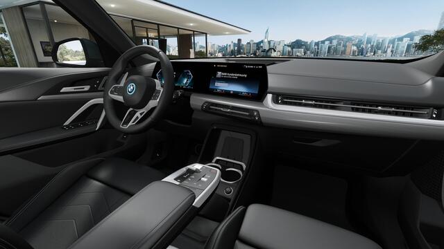 BMW X1 xDrive25e M Sport Automaat / Trekhaak / Panoramadak / Sportstoelen / Comfort Access / Achteruitrijcamera / Harman Kardon