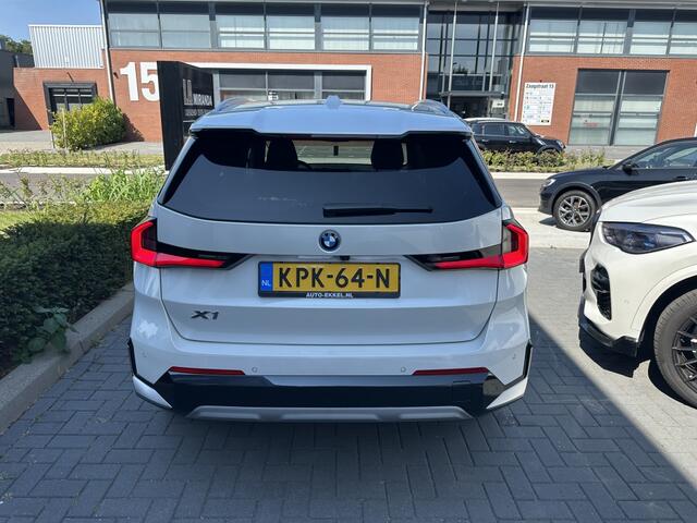 BMW X1 sDrive18i X-Line