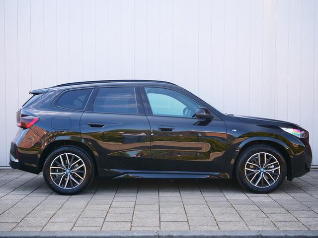 BMW X1 xDrive25e M-Sport 245 Pk Automaat Navi / DAB / Apple Carplay / Camera / Stoelverwarming