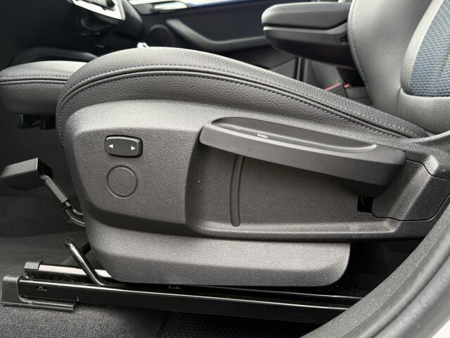 BMW X1 sDrive18i | M-Sport | Panorama | Head-Up | ACC | HiFi | Getint Glas