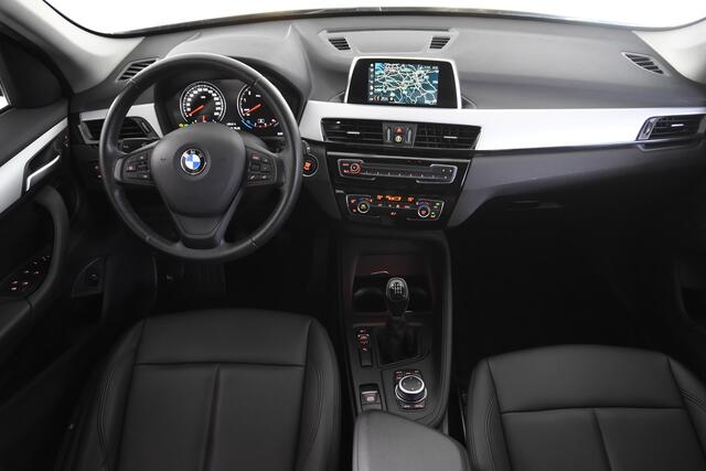 BMW X1 sDrive18i *1ste Eigenaar*Leer*Navigatie*Trekhaak*Carplay*