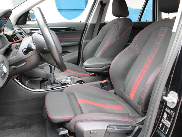 BMW X1 sDrive18i Executive | ACHTERUITRIJCAMERA | 12 MAANDEN BOVAG GARANTIE |