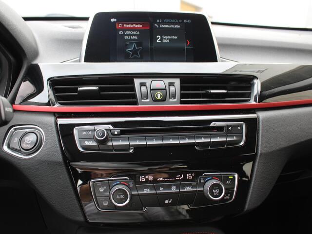 BMW X1 sDrive18i Executive | ACHTERUITRIJCAMERA | 12 MAANDEN BOVAG GARANTIE |