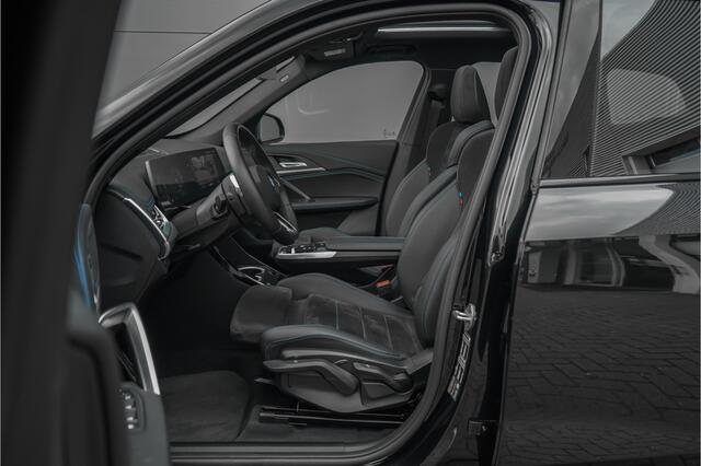 BMW X1 xDrive25e M-Sport Pano Driving Assist Pro Stuur & Stoelverw 360° HUD