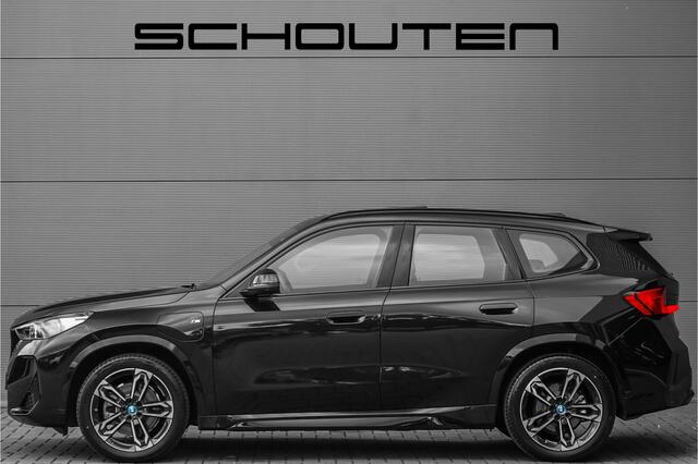 BMW X1 xDrive25e M-Sport Pano Driving Assist Pro Stuur & Stoelverw 360° HUD
