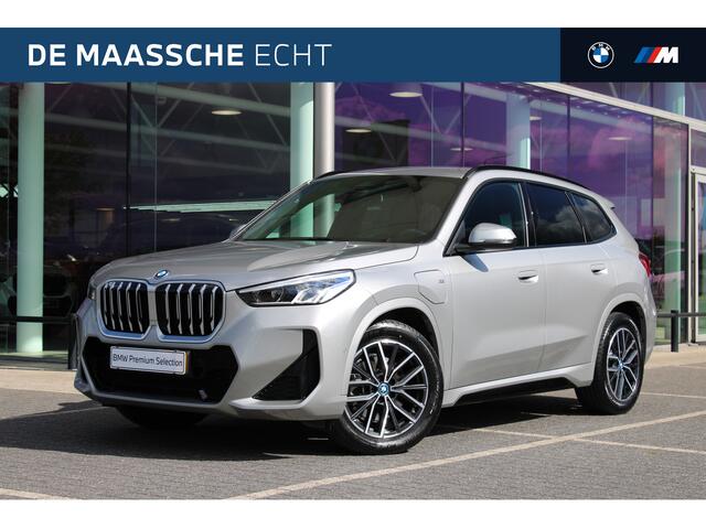 BMW X1 xDrive25e M Sport Automaat / Sportstoelen / Achteruitrijcamera / M Adaptief onderstel / Stoelverwarming