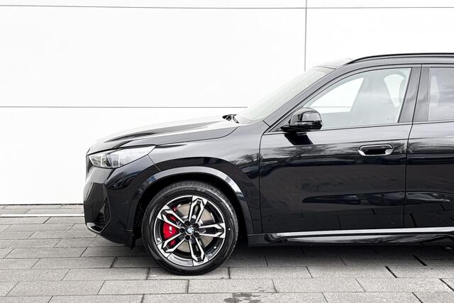 BMW X1 xDrive23i M Sportpakket Pro | Trekahaak | Harman Kardon | Harman Kardon