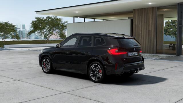 BMW X1 xDrive25e M Sport Automaat / Trekhaak / Panoramadak / Sportstoelen / Comfort Access / Achteruitrijcamera / Stoelverwarming / Harman Kardon
