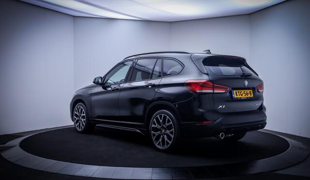 BMW X1 25e XDr. SPORTLINE Executive FULL LED | HARMAN KARDON | HUD
