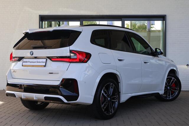 BMW X1 xDrive25e M sport pro | Panoramadak | Drive Assistant plus | Harman Kardon