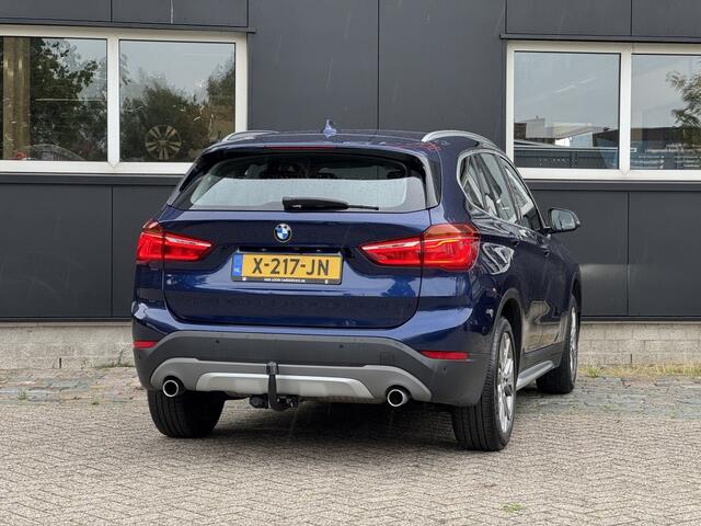 BMW X1 sDrive20i High Executive Automaat 192PK/Pano/Elek stoelen/Trekhaak/Head Up/