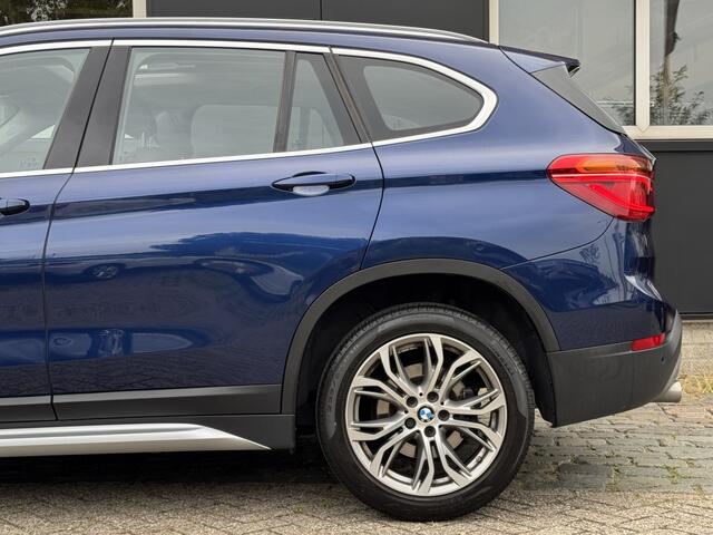 BMW X1 sDrive20i High Executive Automaat 192PK/Pano/Elek stoelen/Trekhaak/Head Up/