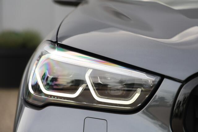 BMW X1 xDrive25e 220pk M-Sport Pano|Trekh|Memory|H&K|HUD|Leder