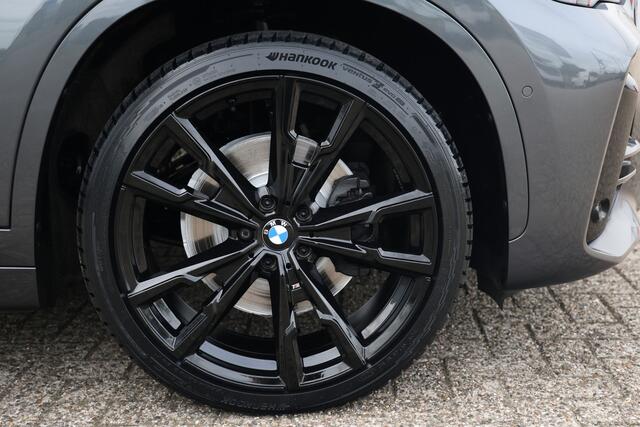 BMW X1 xDrive25e 220pk M-Sport Pano|Trekh|Memory|H&K|HUD|Leder