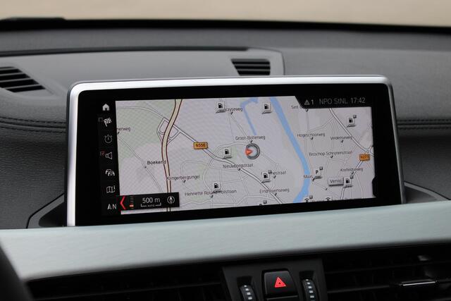 BMW X1 sDrive18i Camera | Stoelverwarming | Navi | Leder | Stoelverwarming | Sportline | Zwarte Velgen | DAB