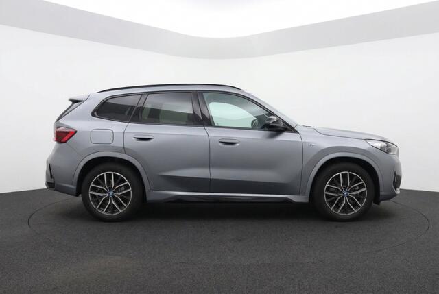 BMW X1 xDrive25e M Sport l Vernasca Leder | 360° l HUD l Adaptive Cruise