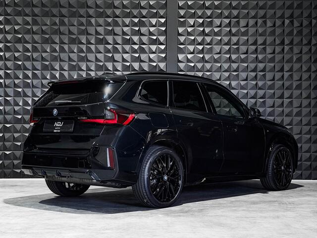 BMW X1 xDrive30e M Sport |Pano | 20"| Trekh. | Topv. | HUD | Leer | Ad. Li. |
