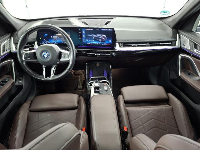 BMW X1 xDrive30e M-Sport | 1e Eigenaar | Schuifdak | Leder | Trekhaak | 12 mnd BOVAG garantie | Whatsapp 06-53188999