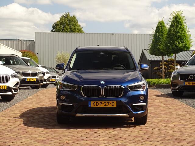BMW X1 xDrive20i Executive | 1eEig | NAV | Stoelverw. | X-line* | Nieuwstaat!