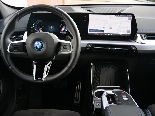 BMW X1 xDrive25e M-Sport Pro 245 Pk Automaat Navi / DAB / Apple Carplay / Camera's / Stoelverwarming