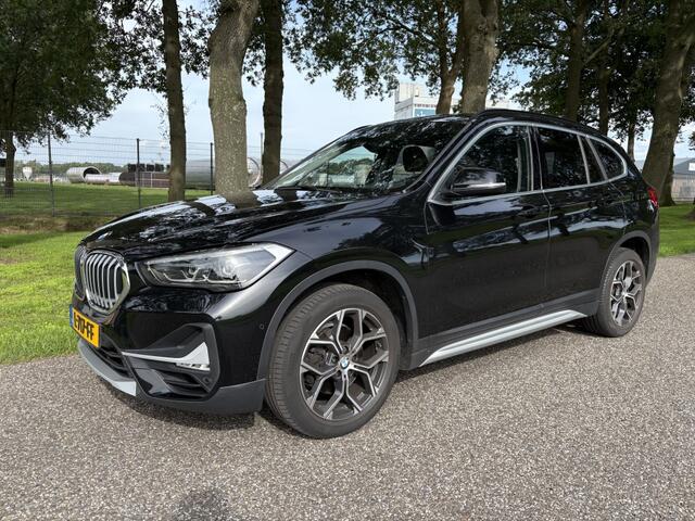 BMW X1 sDrive18i Trekhaak Leer Stoelverwarming