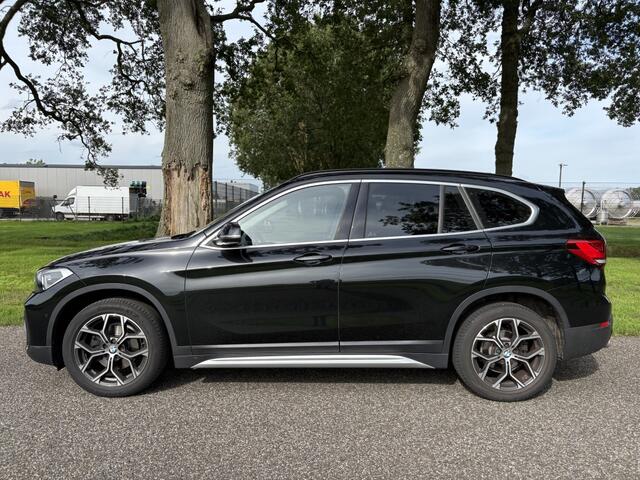 BMW X1 sDrive18i Trekhaak Leer Stoelverwarming