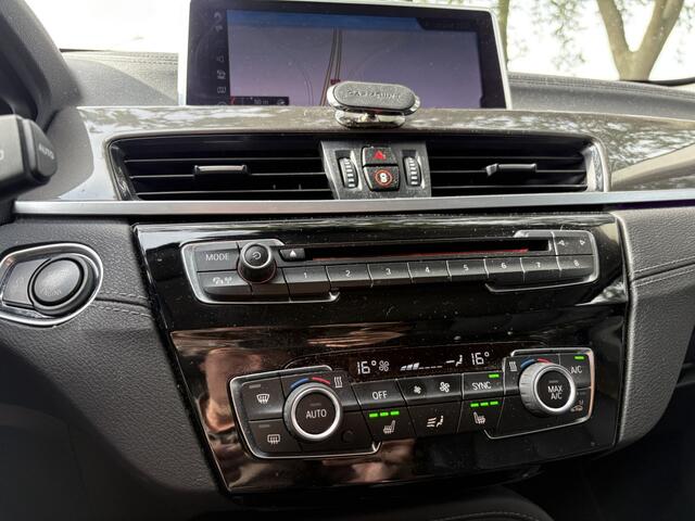 BMW X1 sDrive18i Trekhaak Leer Stoelverwarming