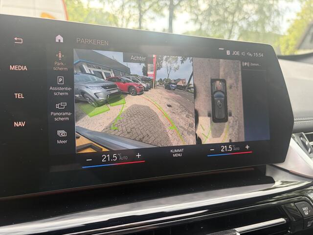 BMW X1 sDrive18i Frozen Grey M-Sport Pano Leer HUD Har/Ka