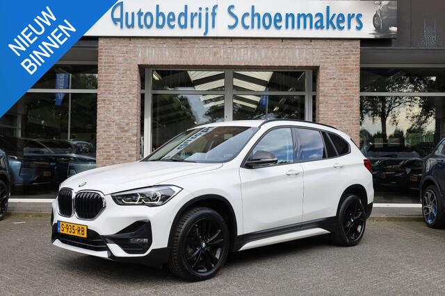 BMW X1 sDrive18i High Executive TREKHAAK-AFN STOELVERW. CAMERA ELEC.KLEP NAVI CRUISE DAB CRUISE CLIMA 2XPDC 18''LMV
