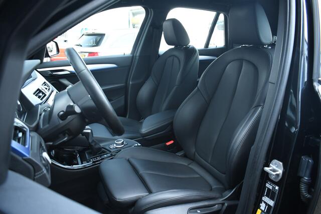 BMW X1 xDrive25e 220pk M-Sport 19inch Leder Stuurverw LED El-klep DAB BTW-auto!