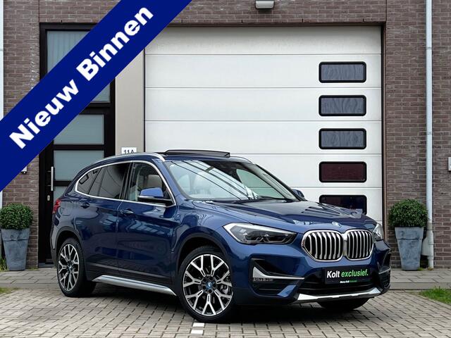 BMW X1 xDrive25e High Executive 220 PK Plug in Hybride | Panoramdak | Navigatie | 19" Velgen | Leder Int | Park Assist | DAB | Keyless | 1e Eigenaar!