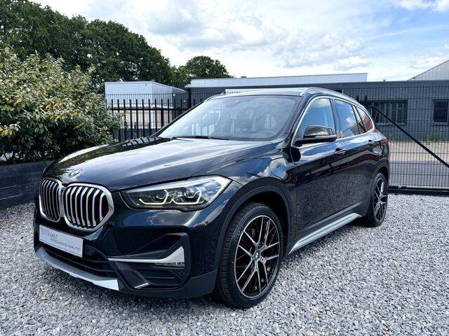 BMW X1 xDrive25e High-Exe Camera|Leer|LED|220pk 2021 Zwart Metallic