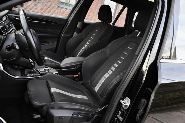 BMW X1 sDrive18i Executive NAP Navi - Cruise - Lmv