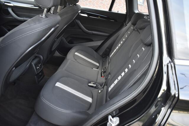BMW X1 sDrive18i Executive NAP Navi - Cruise - Lmv