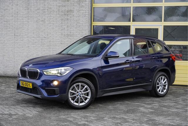 BMW X1 sDrive20i 192PK! Automaat Executive BJ2019 Lmv 17" | Led V+A | Pdc | Elek. achterklep | Navi | Climate control | Cruise control | Sportstuur | Getint glas