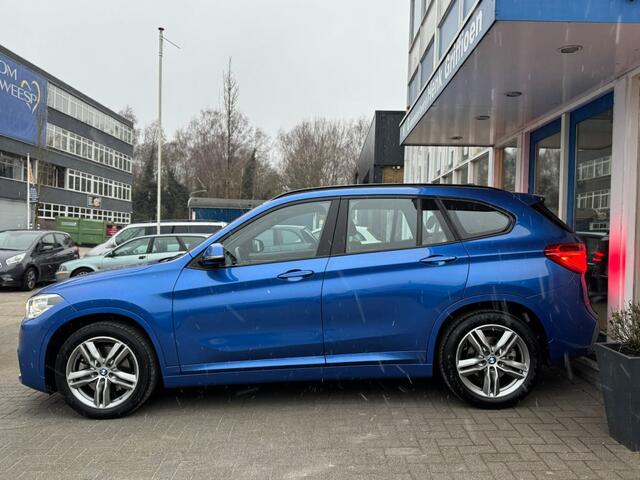 BMW X1 X1 sDrive20i High Executive M Sport I Automaat I HUD I LED I Stoelverw. I Sportstoel