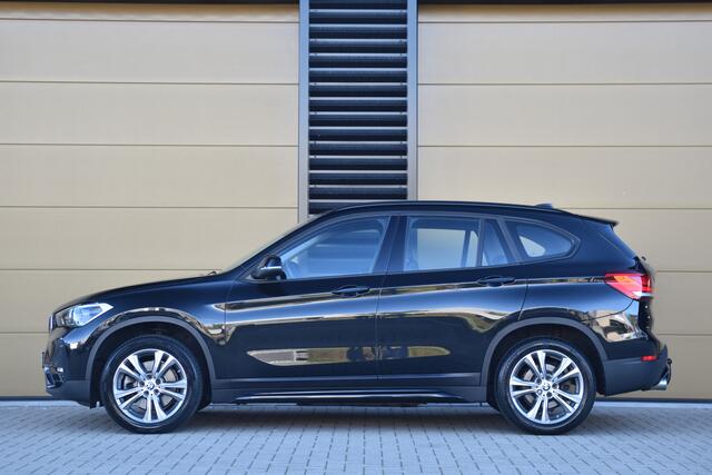 BMW X1 sDrive20i High Executive * Sportstoelen * Trekhaak * Lichtpakket * LED * Facelift * – foto 2