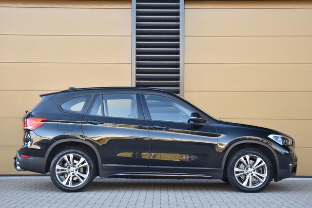 BMW X1 sDrive20i High Executive * Sportstoelen * Trekhaak * Lichtpakket * LED * Facelift * – foto 4