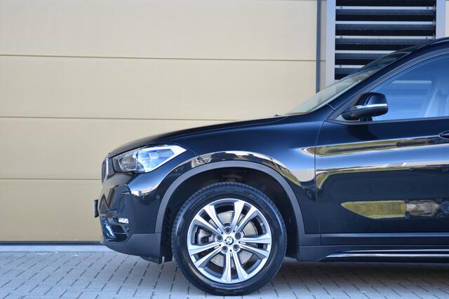 BMW X1 sDrive20i High Executive * Sportstoelen * Trekhaak * Lichtpakket * LED * Facelift * – foto 7