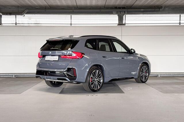 BMW X1 xDrive25e | M Sportpakket Pro | Innovation Pack | Comfort Pack | Travel Pack | Trekhaak | Huisselectie