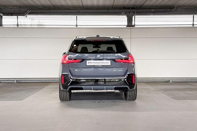 BMW X1 xDrive25e | M Sportpakket Pro | Innovation Pack | Comfort Pack | Travel Pack | Trekhaak | Huisselectie