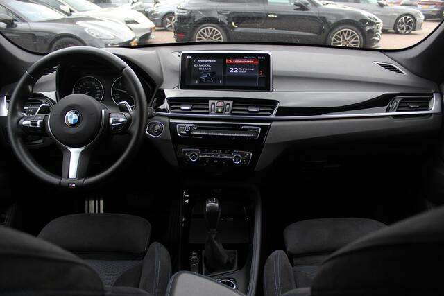 BMW X1 xDrive20i High Exe. M Sport / Trekhaak / Camera / Alcantara / Keyless / 19'' / Navigatie / Stoelverwarming / DAB / Cruise Control – foto 2