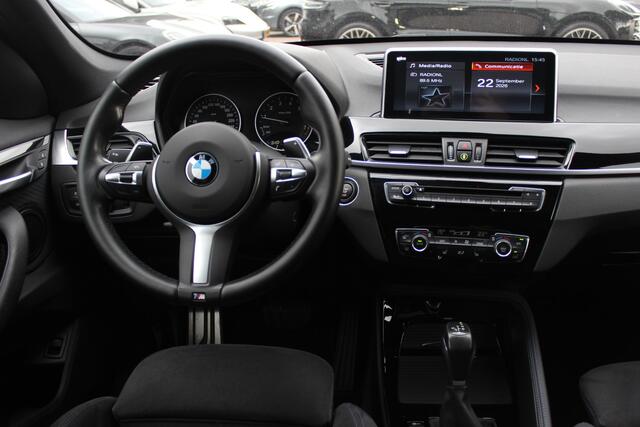 BMW X1 xDrive20i High Exe. M Sport / Trekhaak / Camera / Alcantara / Keyless / 19'' / Navigatie / Stoelverwarming / DAB / Cruise Control – foto 9