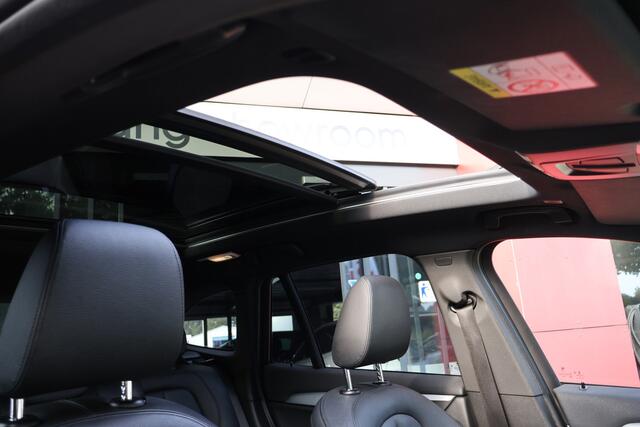 BMW X1 sDrive18i High Executive | Origineel NL | Shadow Line | HUD | Panoramadak | Leder |