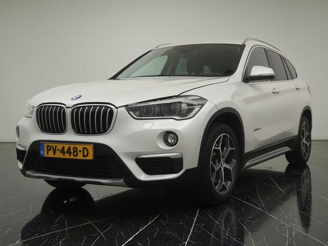 BMW X1 sDrive20i Centennial High Executive Automaat 192PK - Lederen bekleding - Panoramadak - Stoelverwarming - 18 inch LM velgen - 12 maanden garantie
