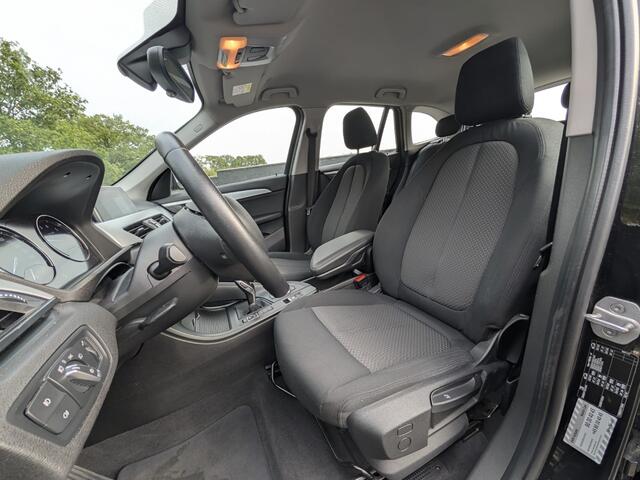 BMW X1 sDrive 18i Advantage | 140PK | Navi | Stoelverw. | PDC | LED | Cruise | Climate Control