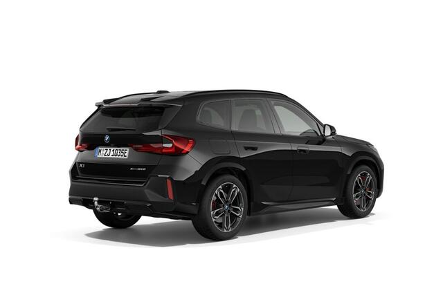 BMW X1 xDrive25e | M Sportpakket Pro | Innovation Pack | Comfort Pack | Travel Pack | Trekhaak
